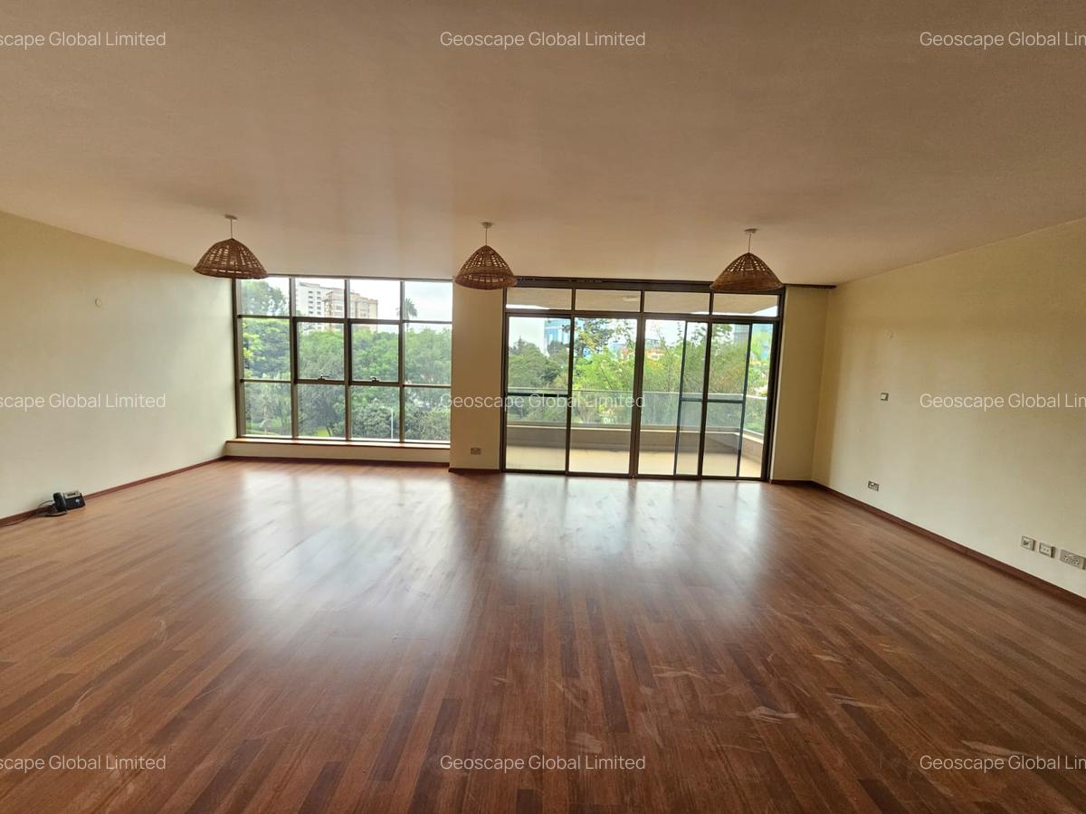 3 Bed Apartment with En Suite in Westlands Area - 1