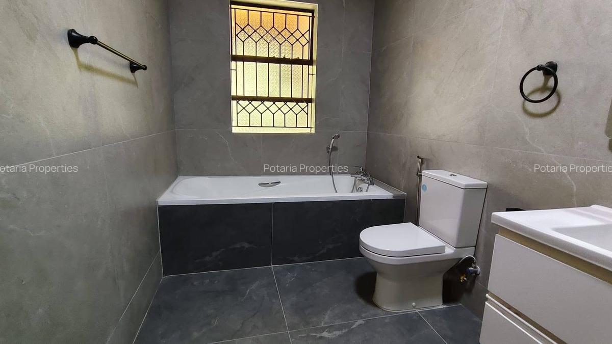 5 Bed House with En Suite in Runda - 5