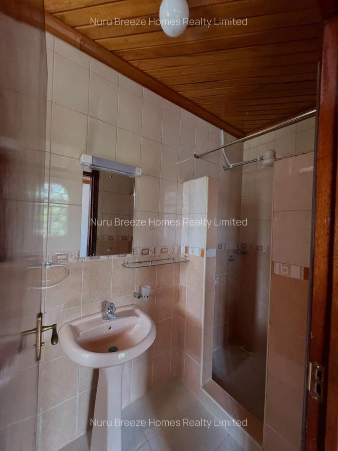 4 Bed Townhouse with En Suite in Lavington - 8