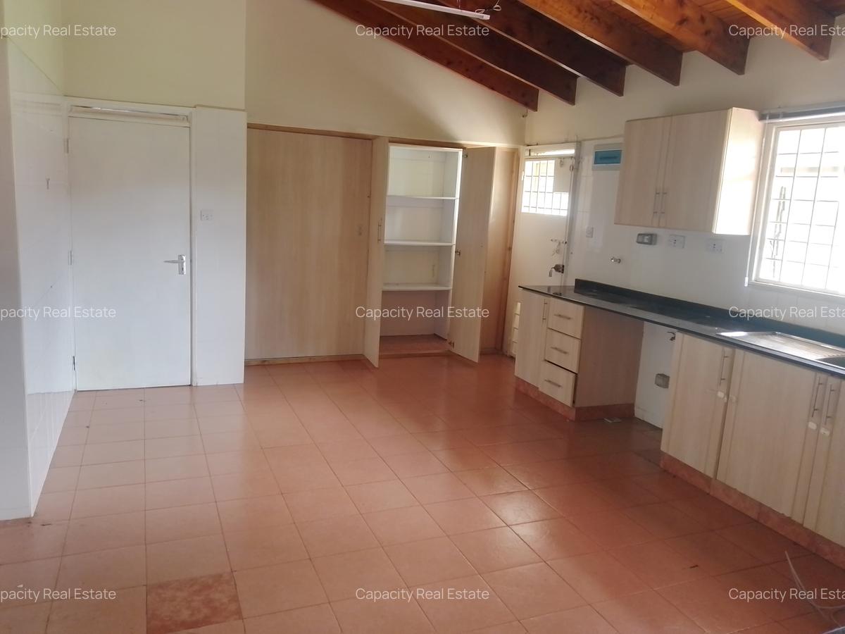 4 Bed Townhouse with Garden in Runda - 10