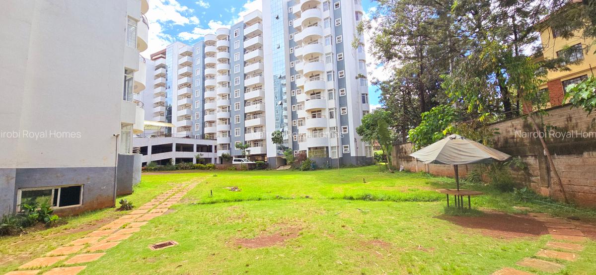 3 Bed Apartment with En Suite at Lavington Hatheru - 2