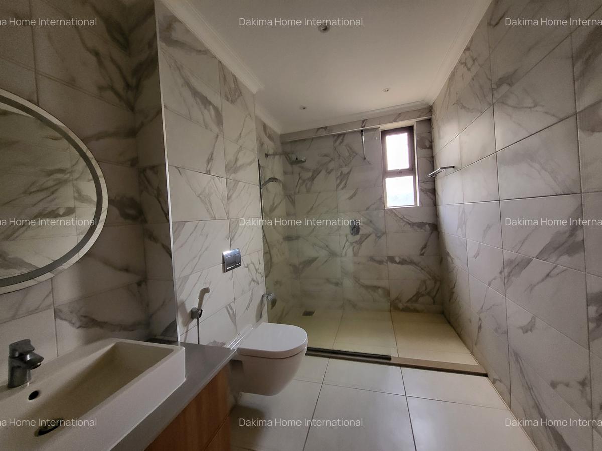 3 Bed Apartment with En Suite in Rhapta Road - 16