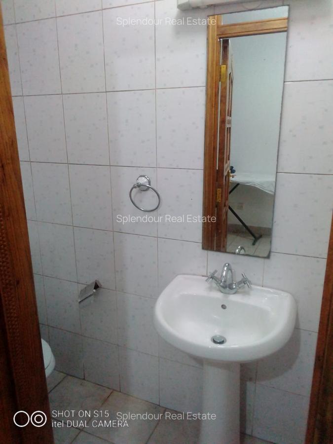 Furnished 3 Bed Apartment with En Suite in Brookside - 8