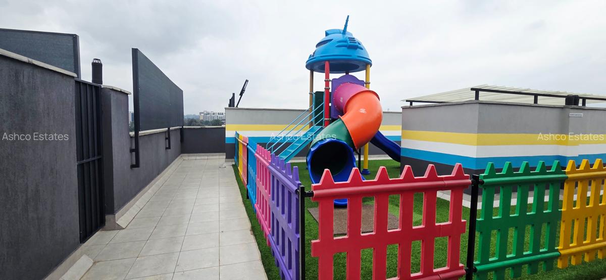 3 Bed Apartment with En Suite in Riverside - 14