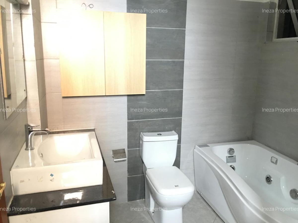 3 Bed Apartment with En Suite in Kileleshwa - 5