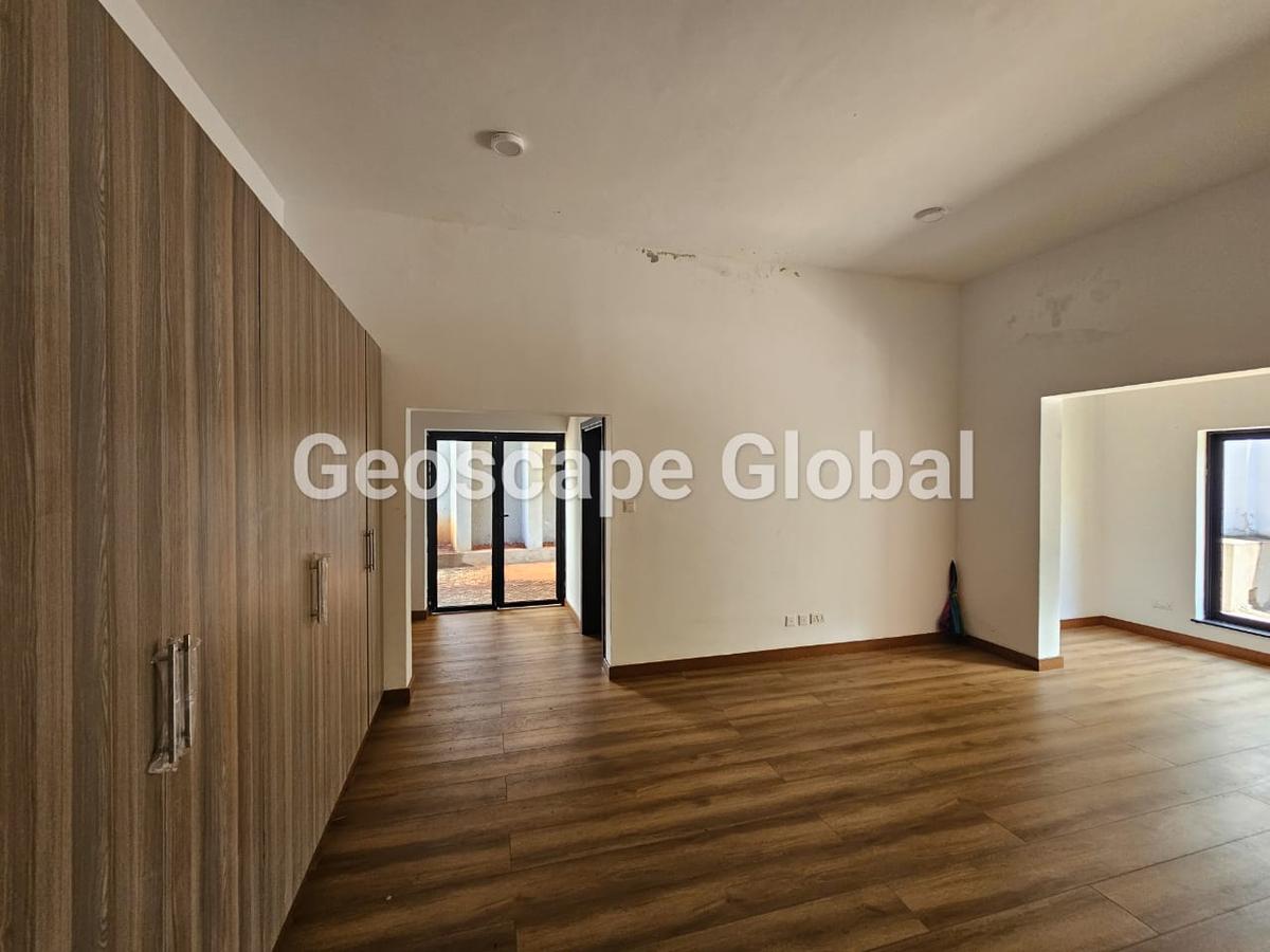 5 Bed House with En Suite in Lower Kabete - 5