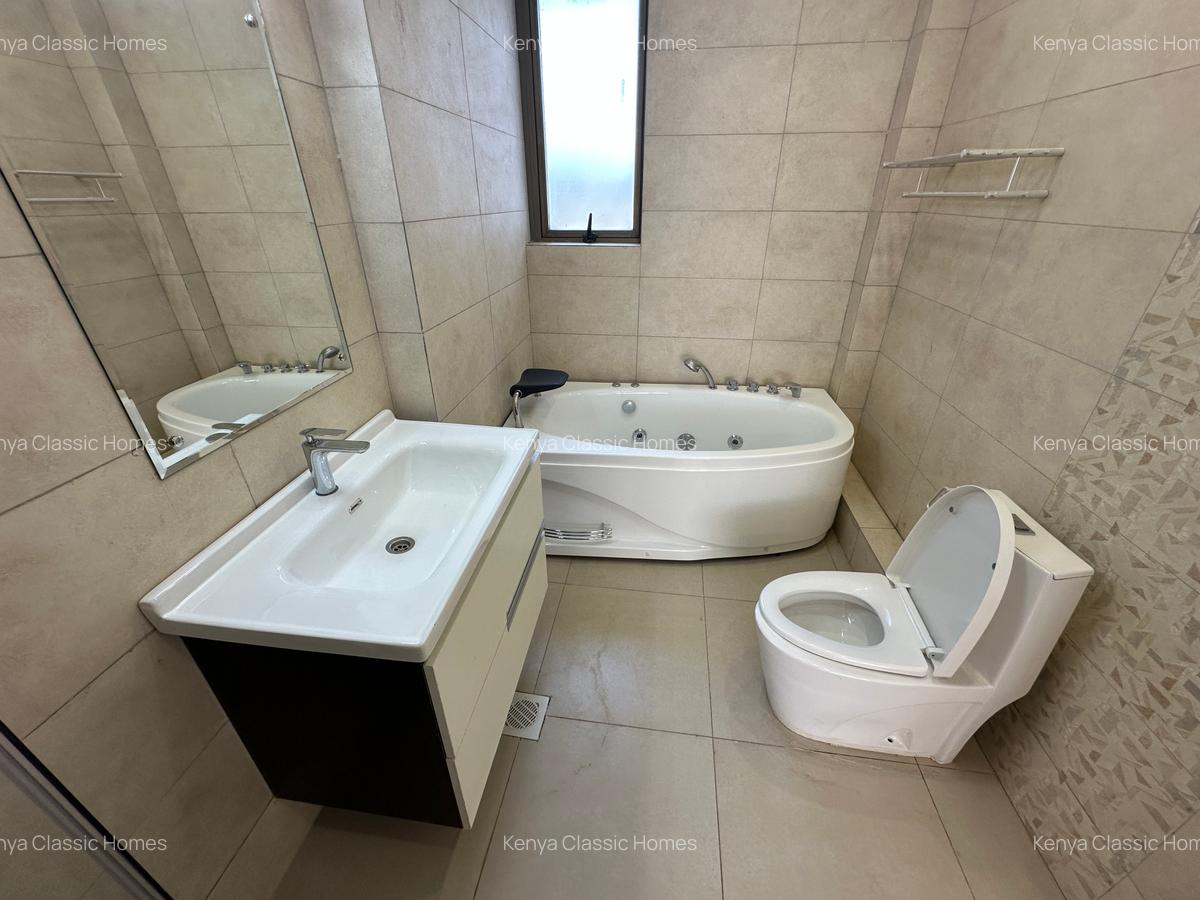 4 Bed Apartment with En Suite at Lavington - 18