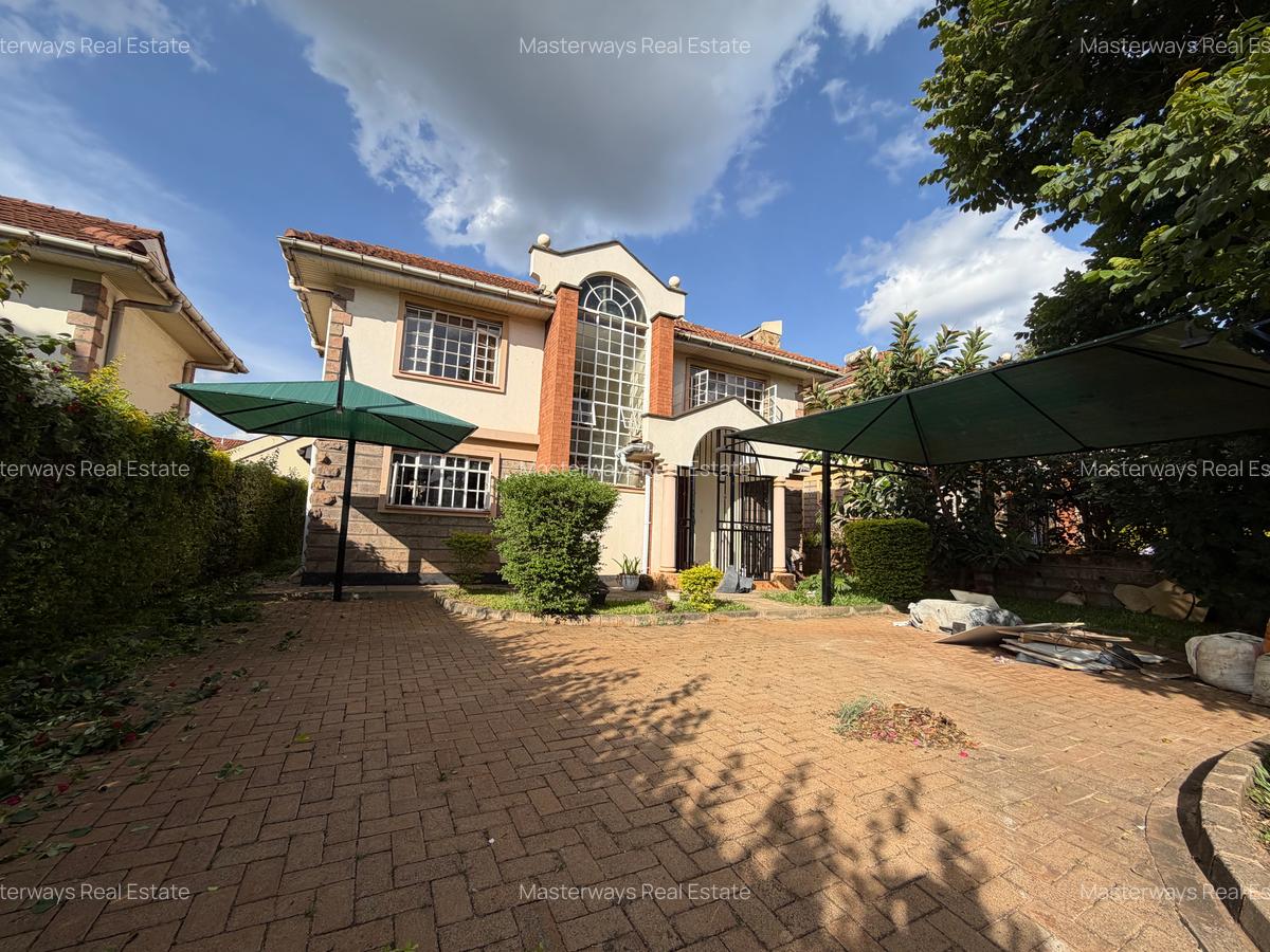 4 Bed Townhouse with En Suite in Runda - 1