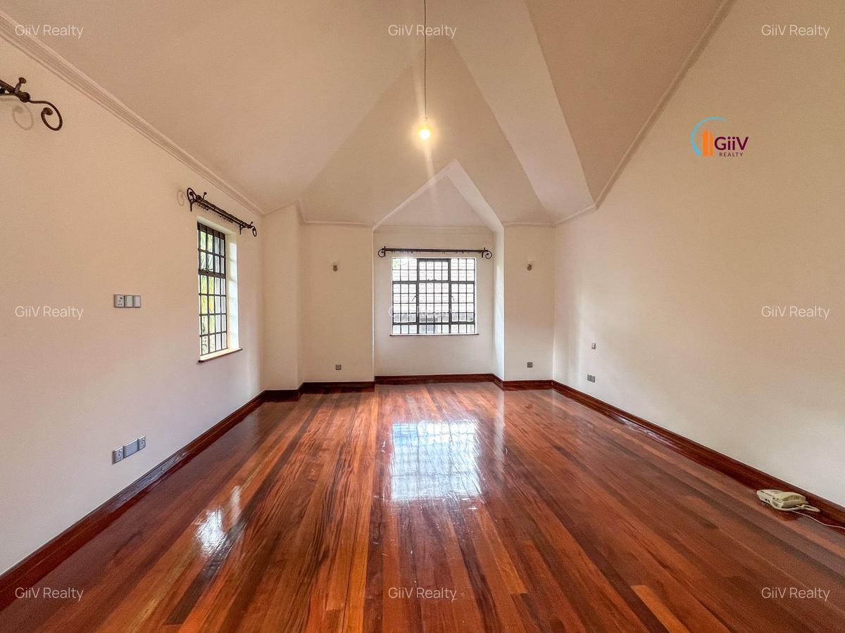 4 Bed Townhouse with Staff Quarters in Spring Valley - 9