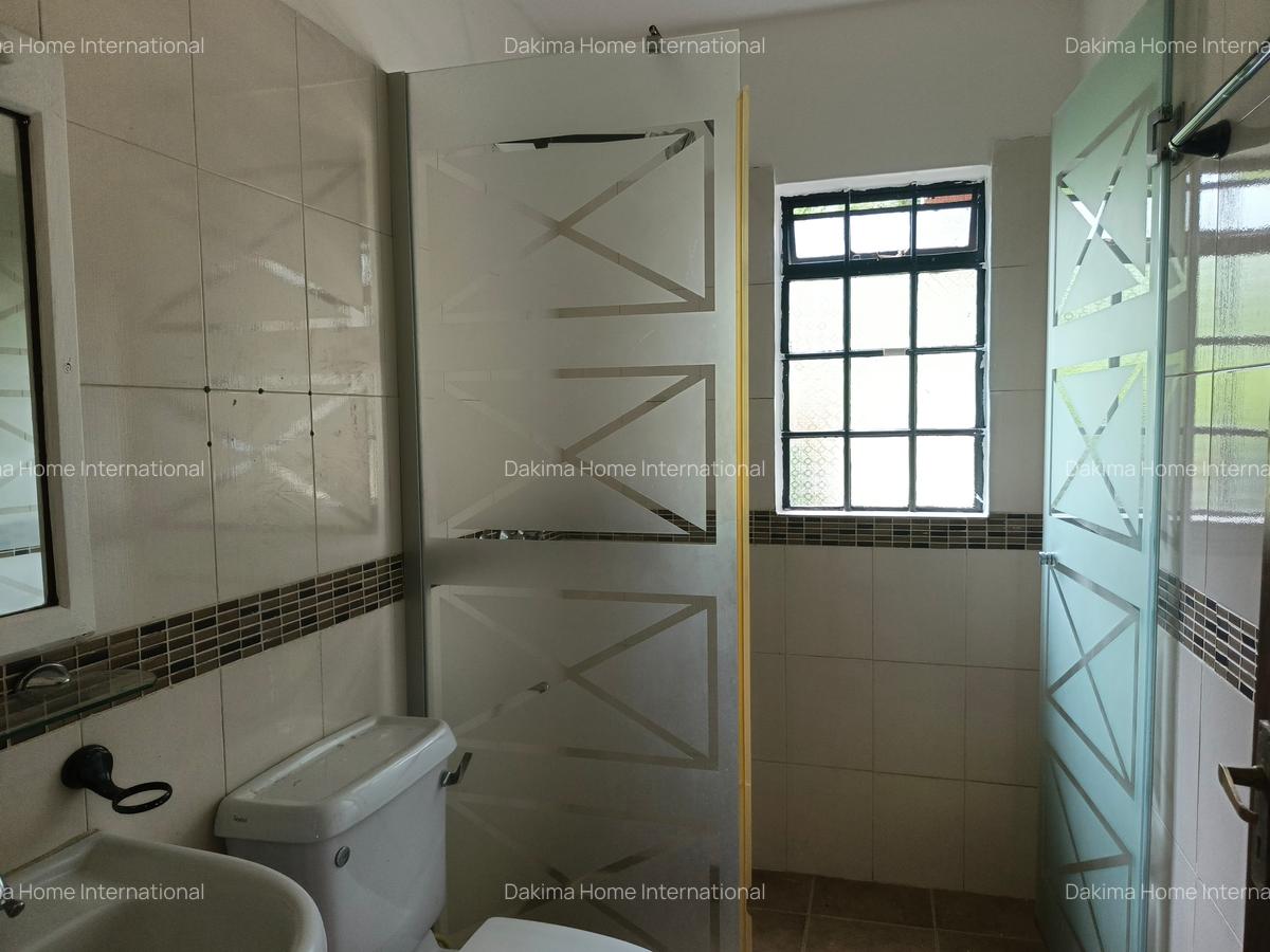 5 Bed Townhouse with En Suite in Runda - 8