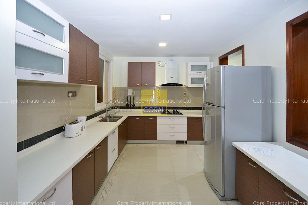 2 Bed Apartment with Swimming Pool in Hurlingham - 5