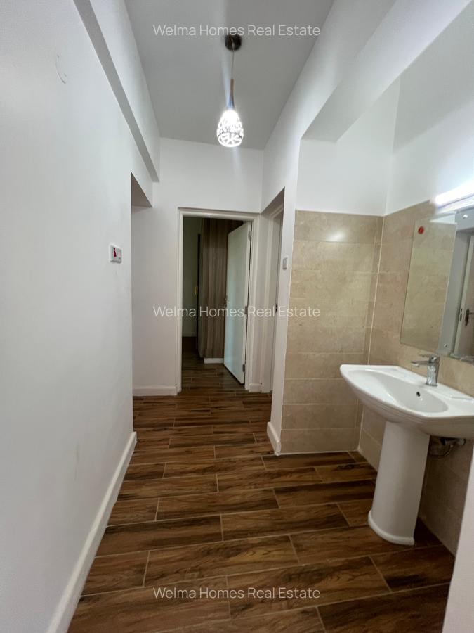 2 Bed Apartment with En Suite in Lavington - 10