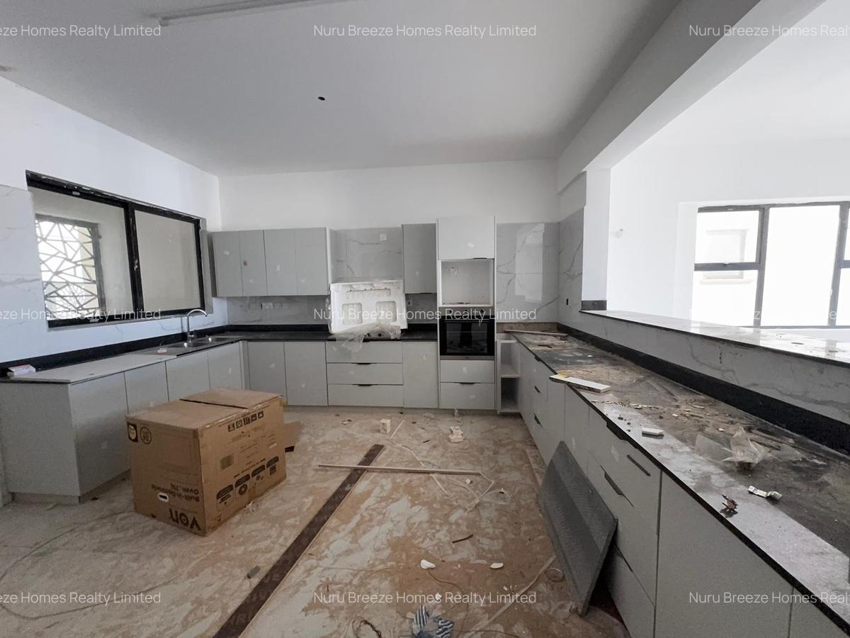 3 Bed Apartment with En Suite in General Mathenge - 3