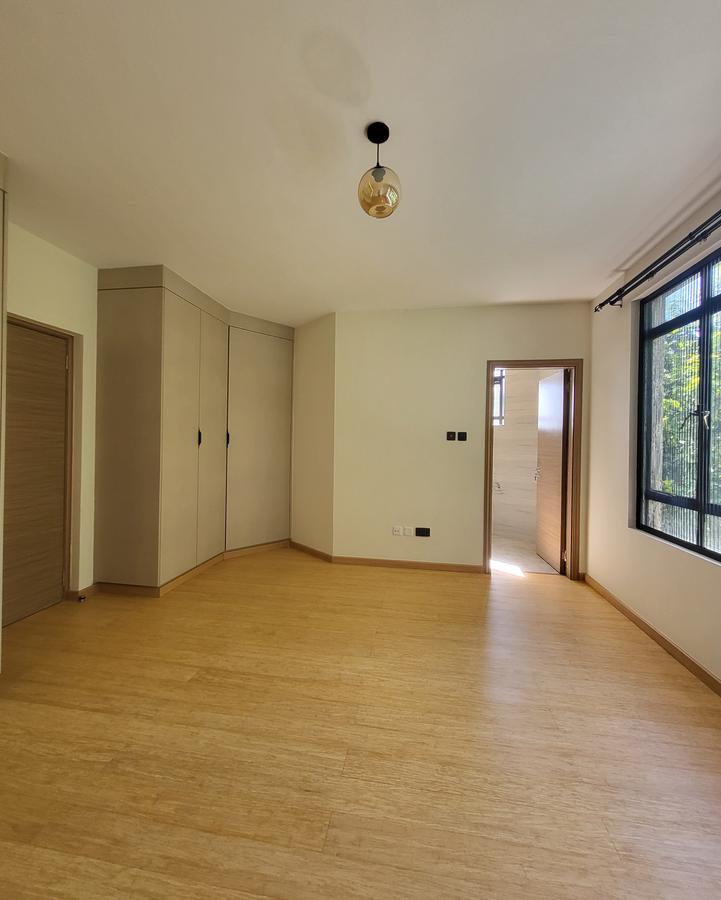 3 Bed Apartment with En Suite in Westlands Area - 5