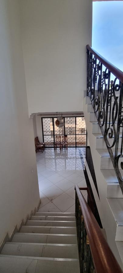 4 Bed Townhouse with En Suite at Kanamai - 14