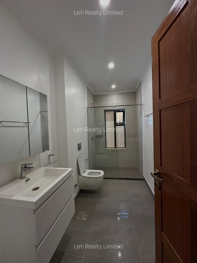 5 Bed Townhouse with En Suite in Kileleshwa - 8