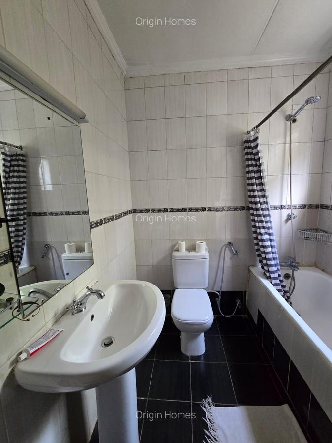 4 Bed House with En Suite at Loresho - 11