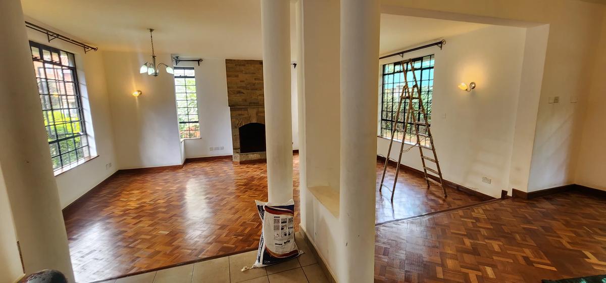 4 Bed Townhouse with En Suite in Lavington - 5