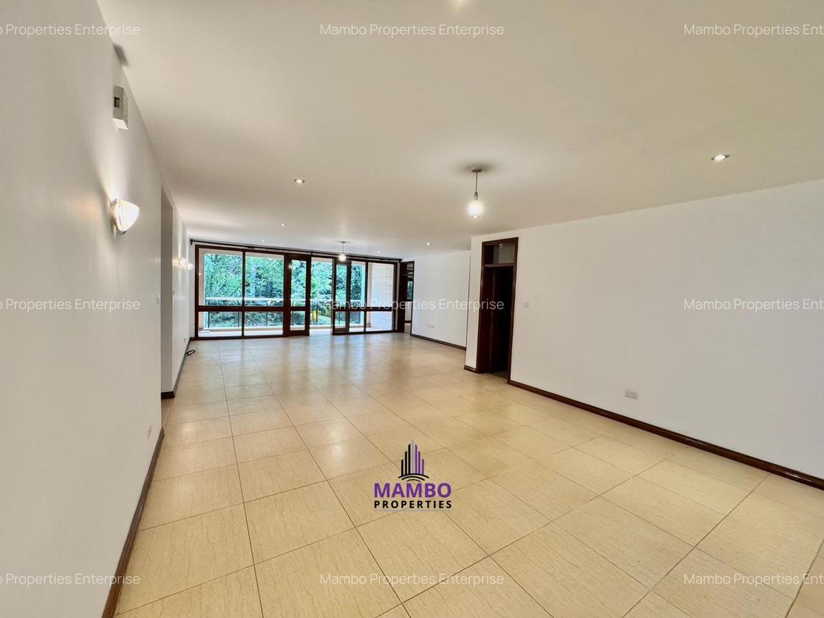 3 Bed Apartment with En Suite at Riverside Dr - 6