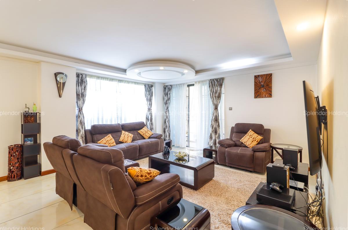 4 Bed Apartment with En Suite in Riverside - 1