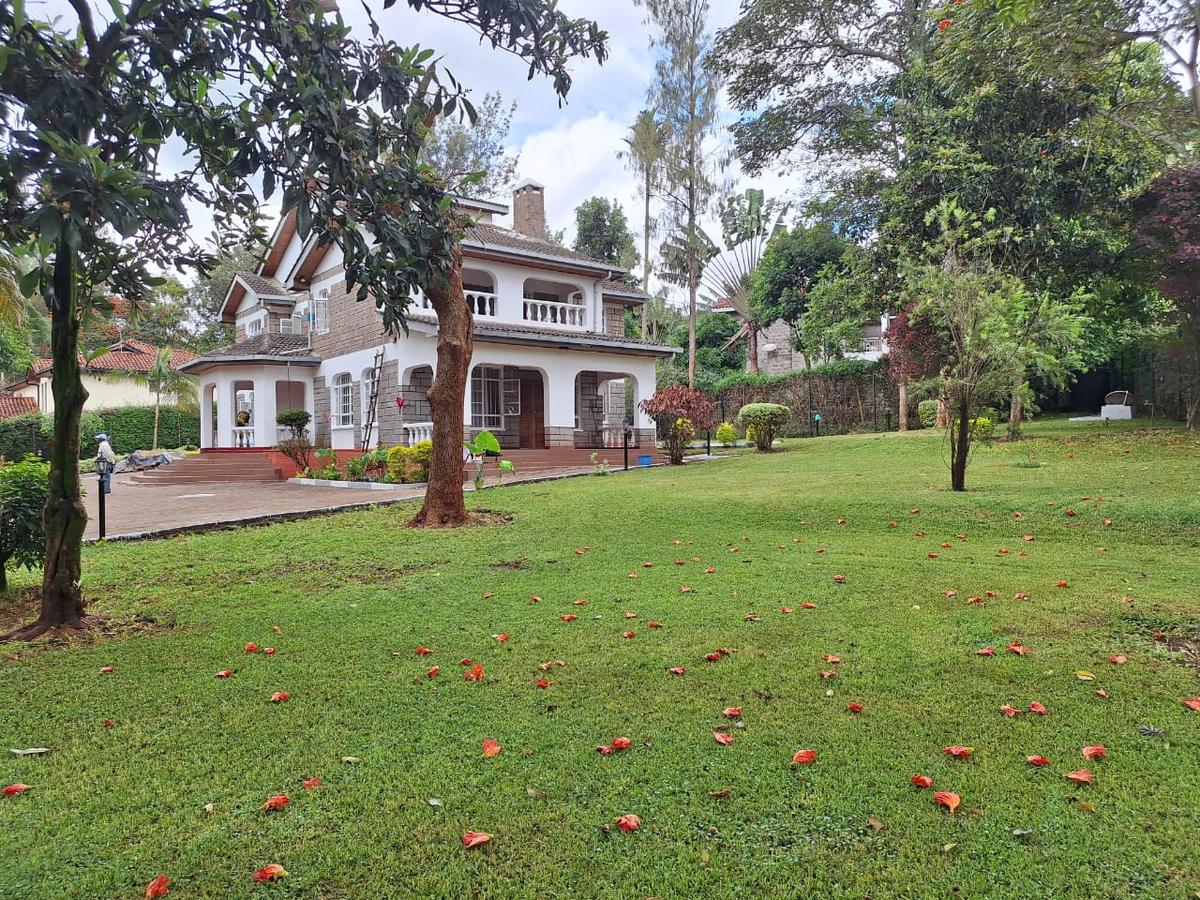5 Bed House with En Suite in Runda - 20