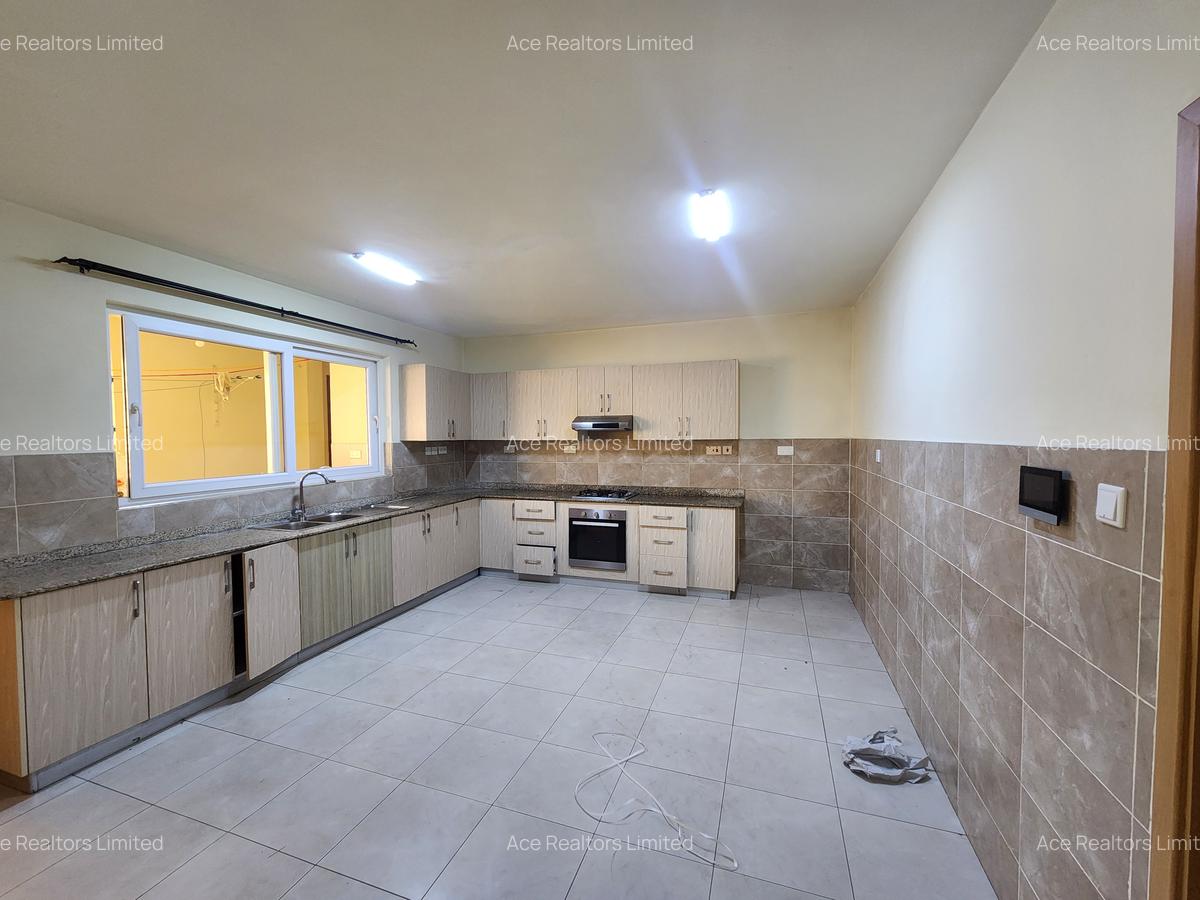 3 Bed Apartment with En Suite at Rhapta Road - 2