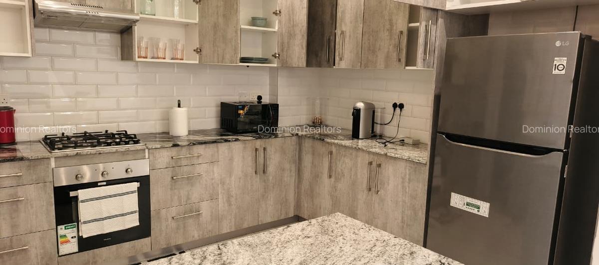 Serviced 2 Bed Apartment with En Suite at Brookside - 6