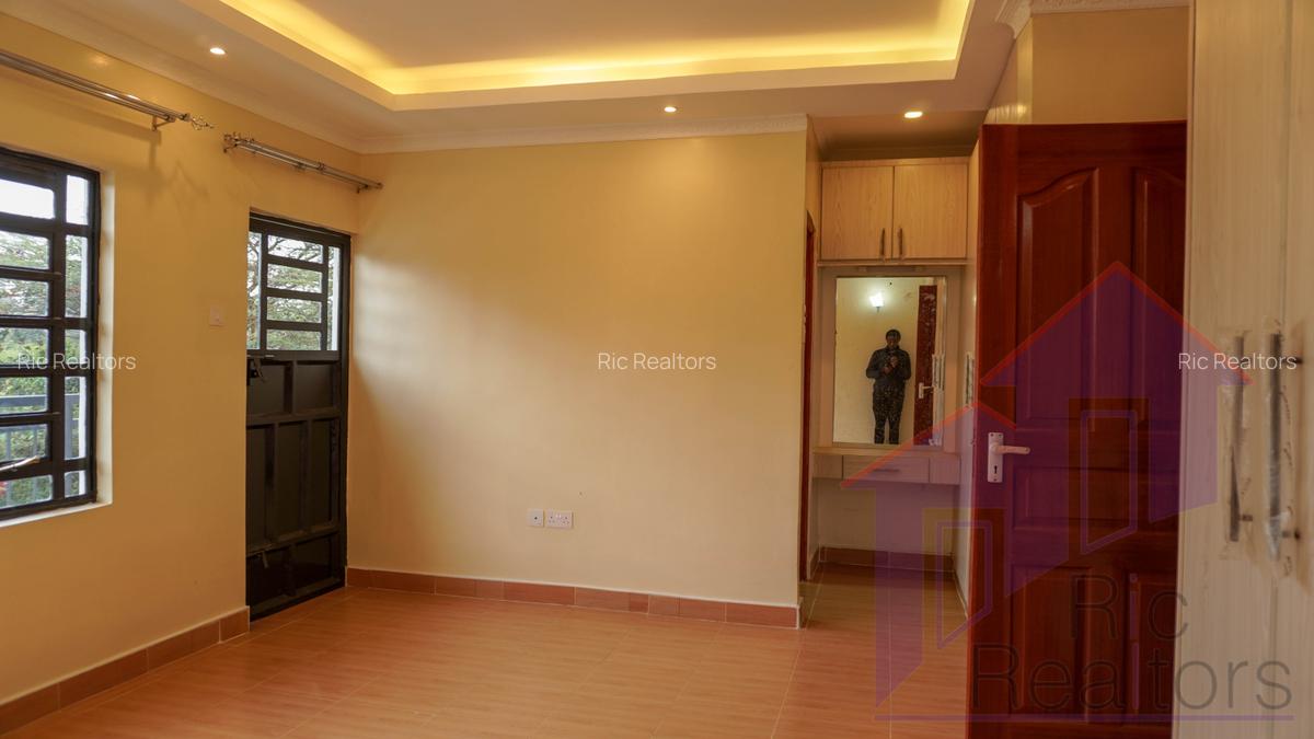 4 Bed Townhouse with En Suite at Merisho Road - 17