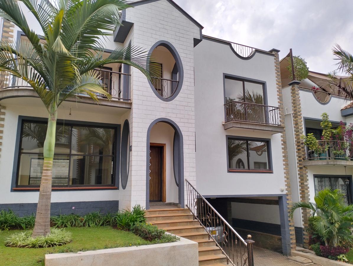 5 Bed Townhouse with En Suite in Westlands Area - 1