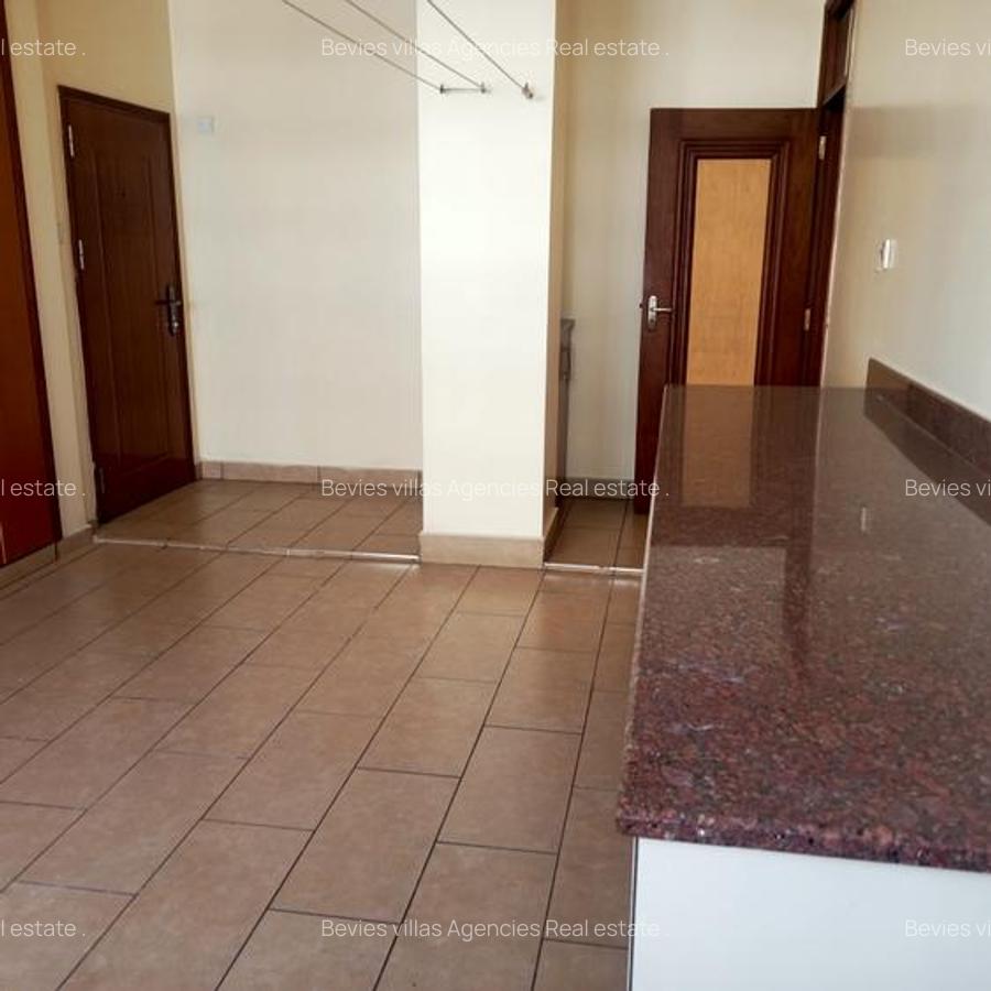 3 Bed Apartment with En Suite at Parklands - 13