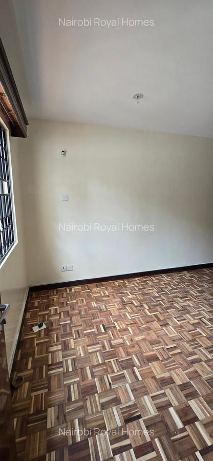 5 Bed Townhouse with En Suite at Lavington Green - 11