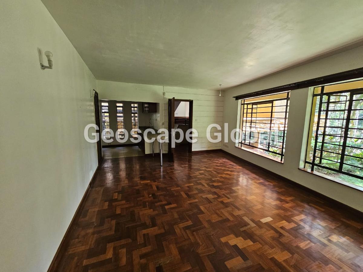 5 Bed House with En Suite in Kitisuru - 12