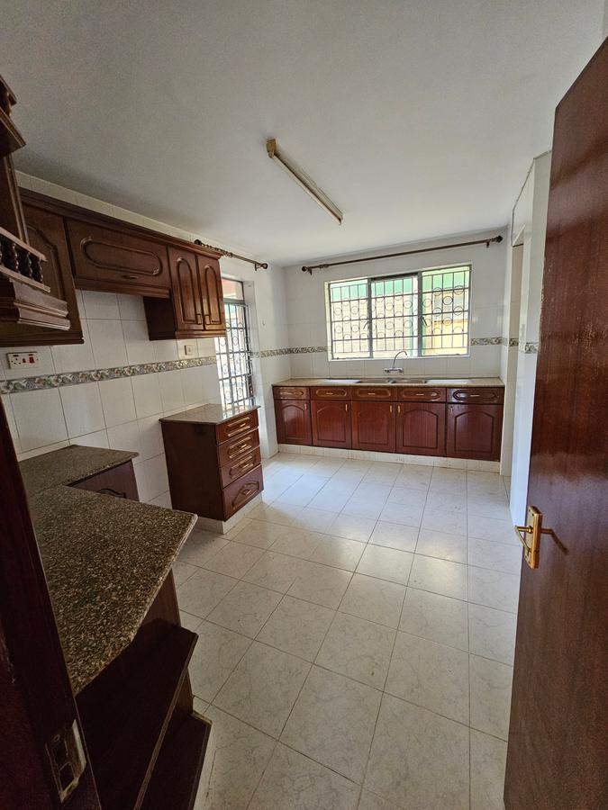 3 Bed Apartment with En Suite at Kilimani - 1