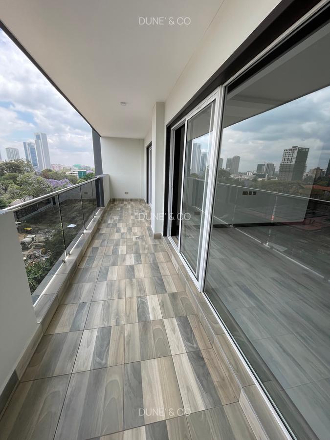 2 Bed Apartment with En Suite in Riverside - 1