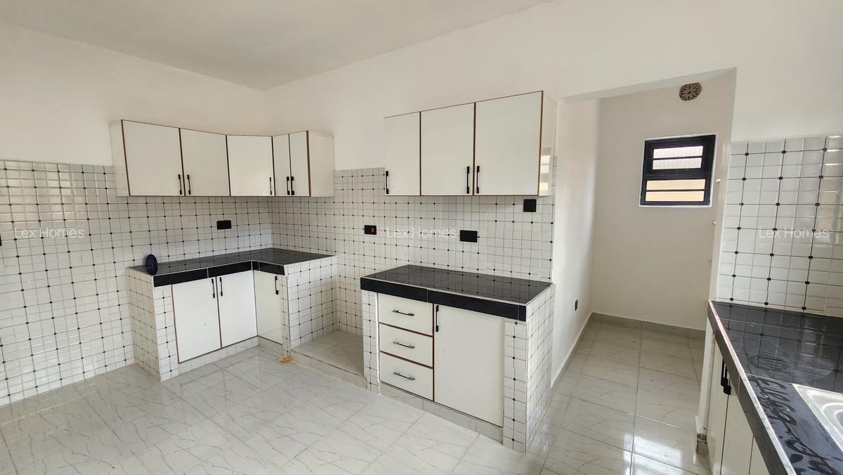 3 Bed House with En Suite at Forest Line Road - 8