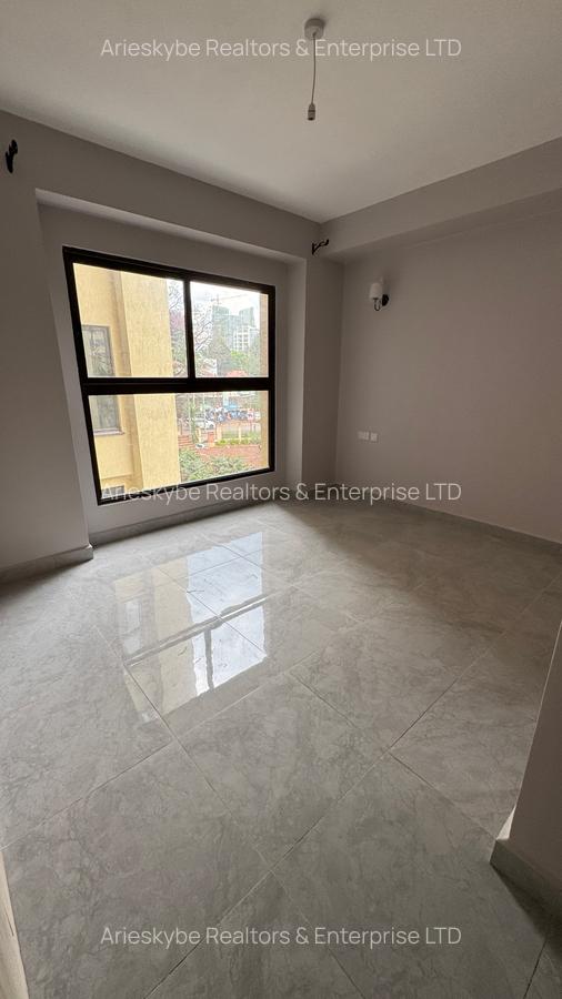 Serviced 1 Bed Apartment with En Suite in Westlands Area - 2