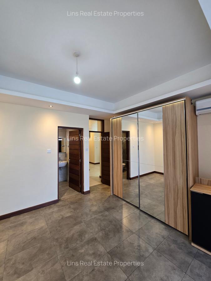 2 Bed Apartment with En Suite in Spring Valley - 5