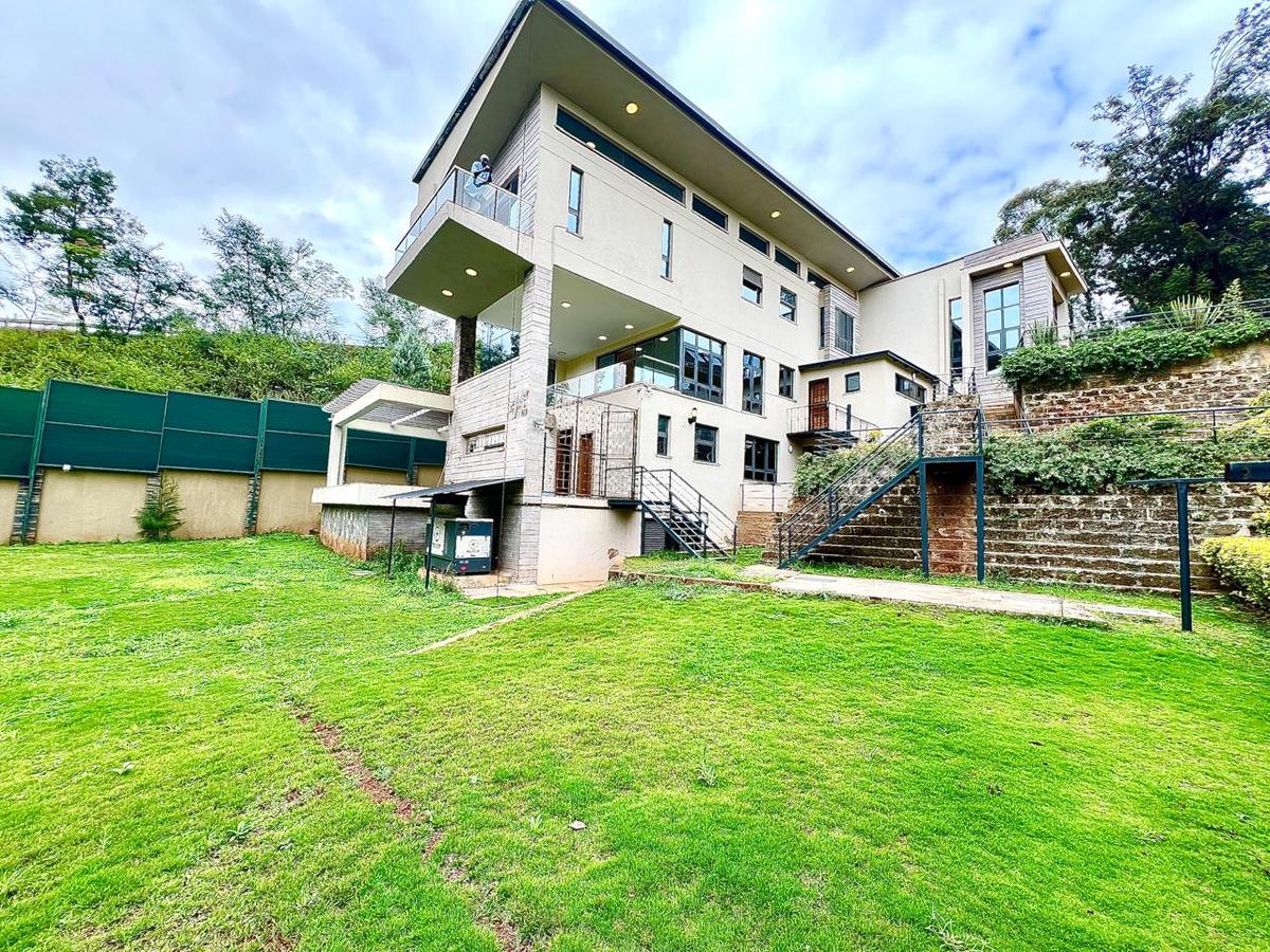 5 Bed Villa with En Suite at Loresho Ridge - 17