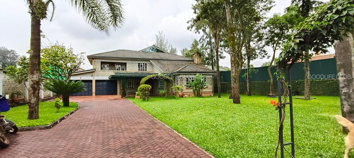 4 Bed House with En Suite at Runda - 1