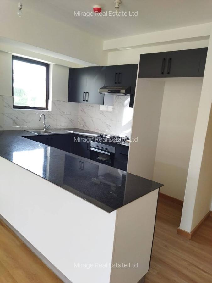 1 Bed Apartment with Swimming Pool in Garden Estate - 1