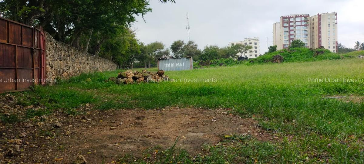 5 ac Land in Nyali Area - 10