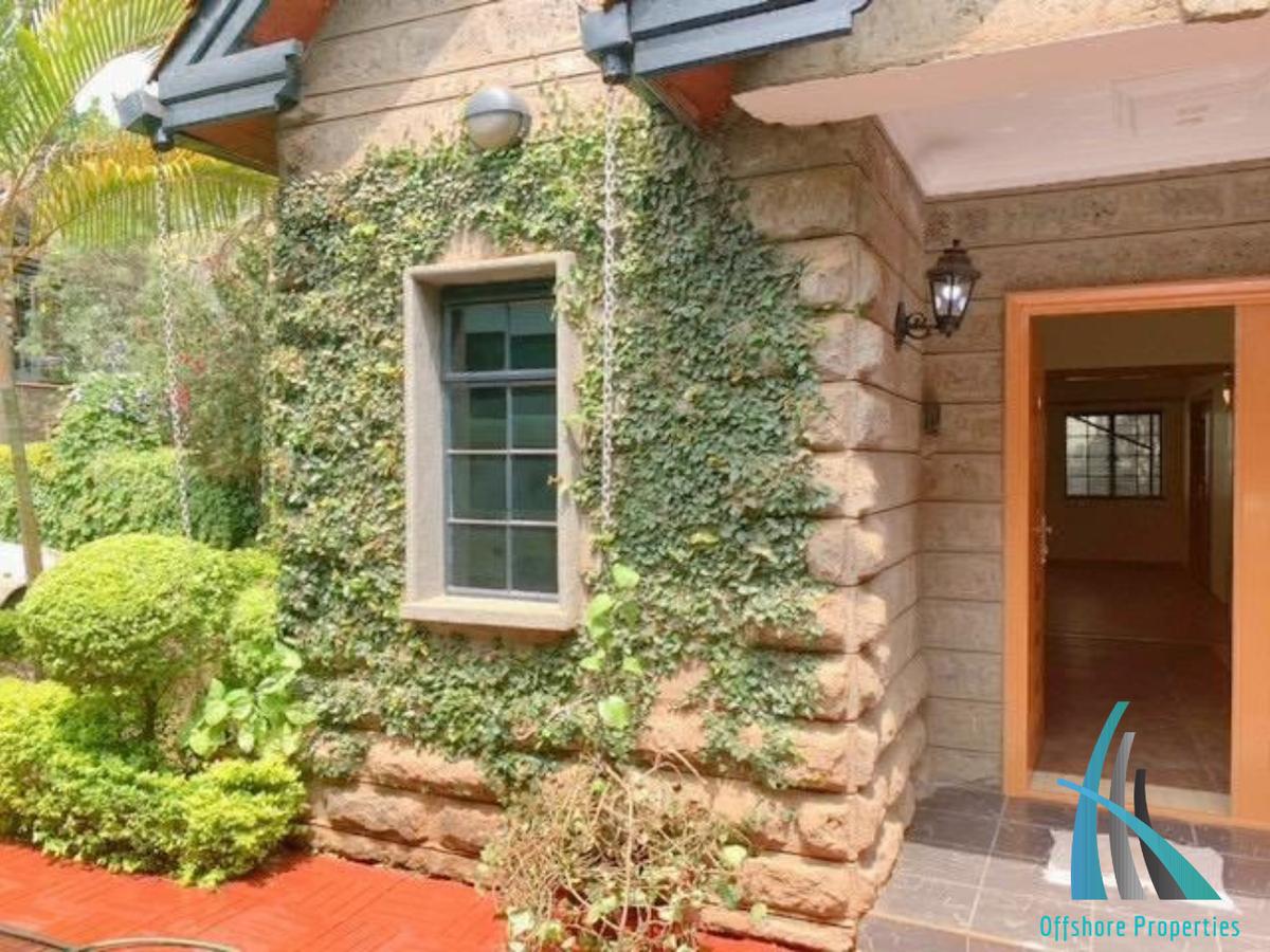 5 Bed Townhouse with En Suite at Othaya Road - 3