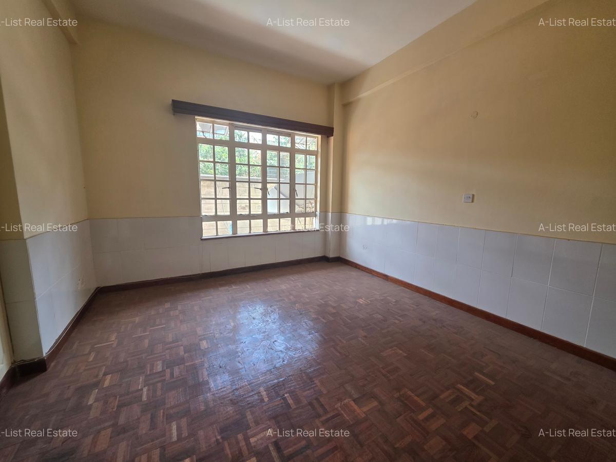 3 Bed Apartment with En Suite at Westlands - 5