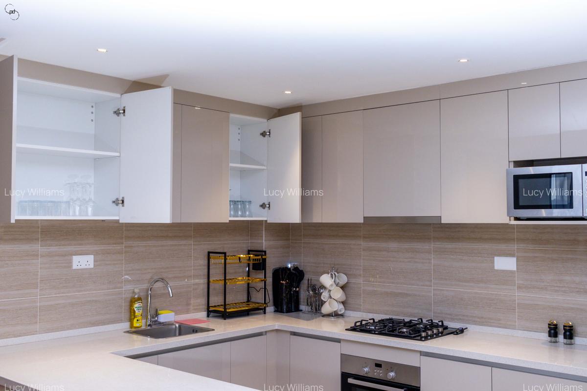 Serviced 2 Bed Apartment with En Suite at Gtc Residence - 20