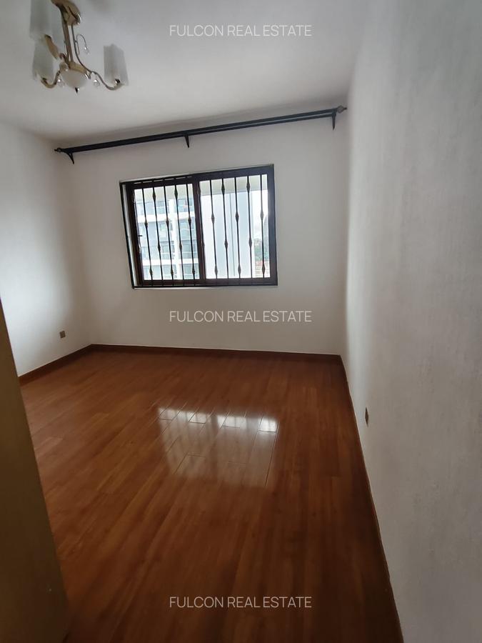 3 Bed Apartment with En Suite in Kileleshwa - 4