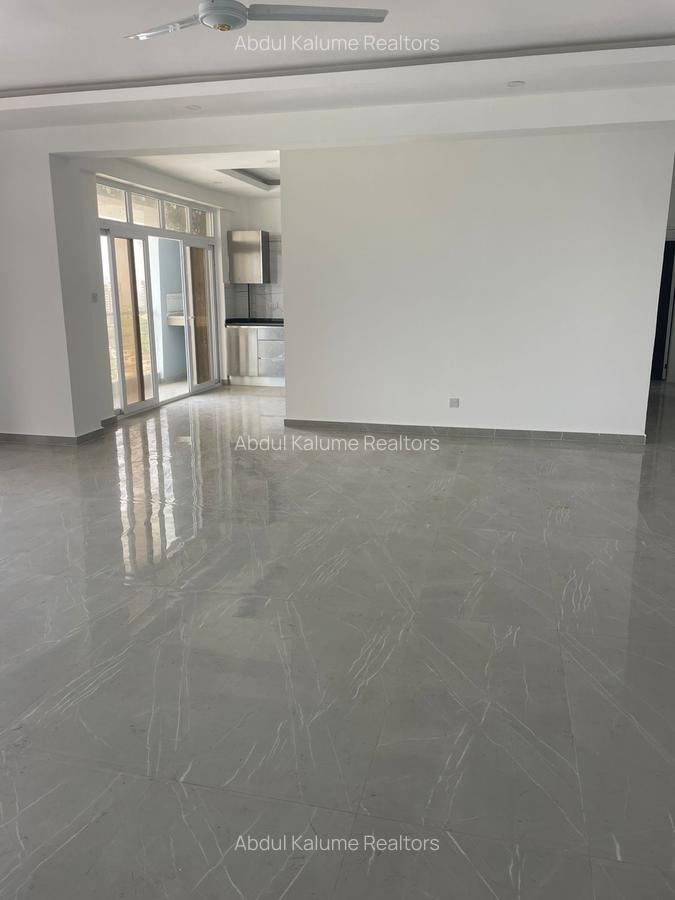 Serviced 3 Bed Apartment with En Suite at Nyali - 16