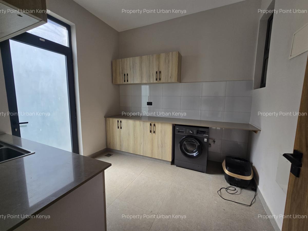 4 Bed Townhouse with En Suite at Kyuna Road - Westlands - Loresho - 12