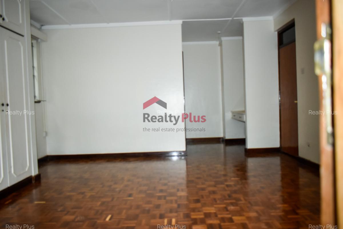 3 Bed Villa with En Suite in Kileleshwa - 9
