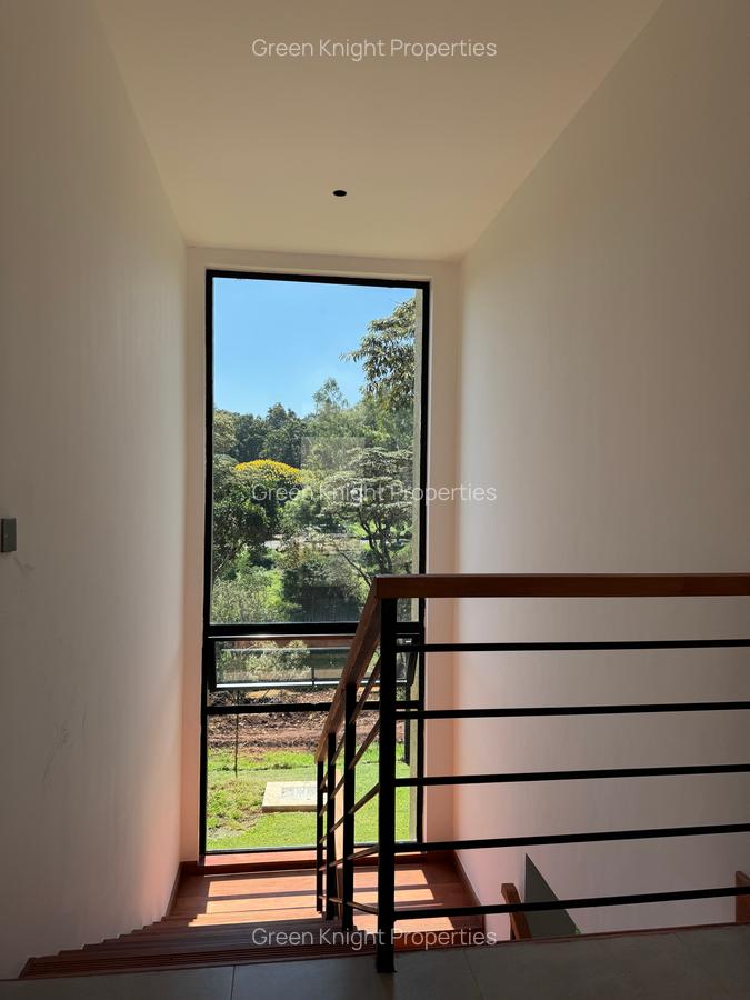 2 Bed Townhouse with En Suite in Karen - 15