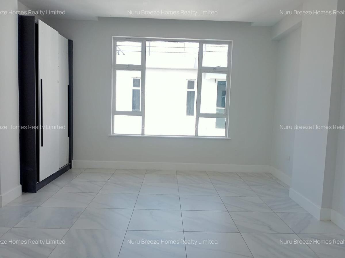 1 Bed Apartment with En Suite in Rhapta Road - 3